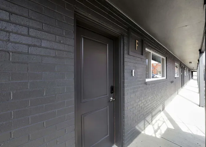Apartamento New Steps From Downtown Parking *
